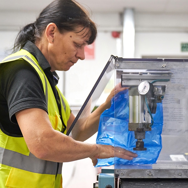 Pressure testing ice packs